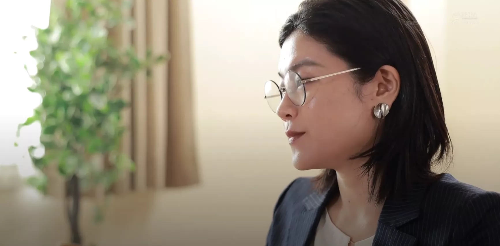 Mom actress name from SDMF-039?