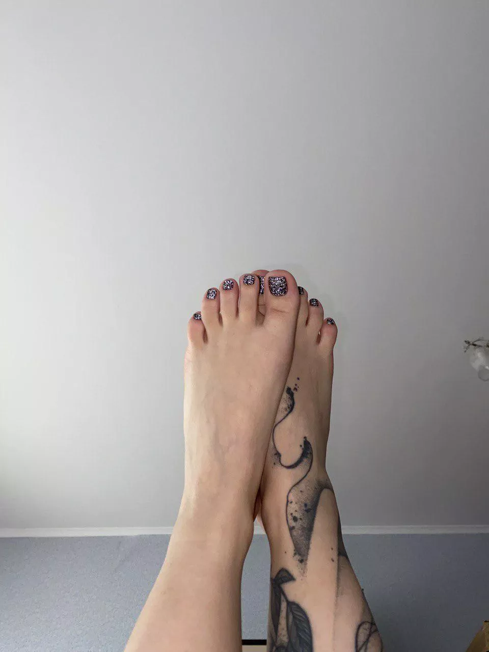 my brilliant pedicure))