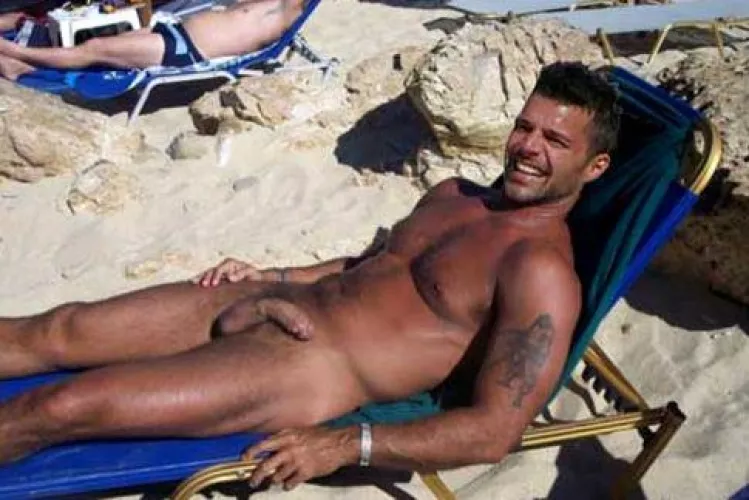 Name: Ricky Martin , singer, leaked pic on beach in USA