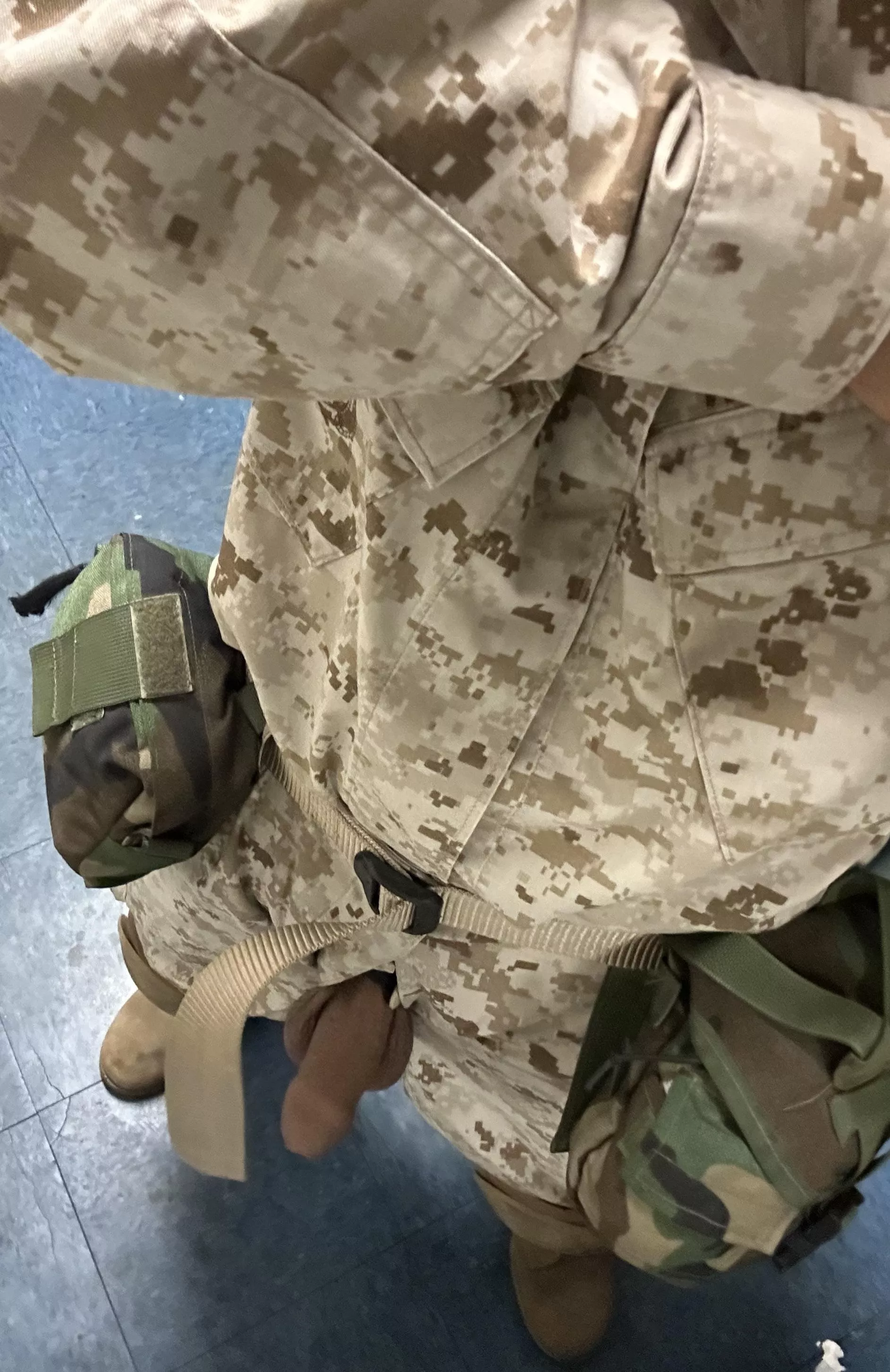 On your knees to service me