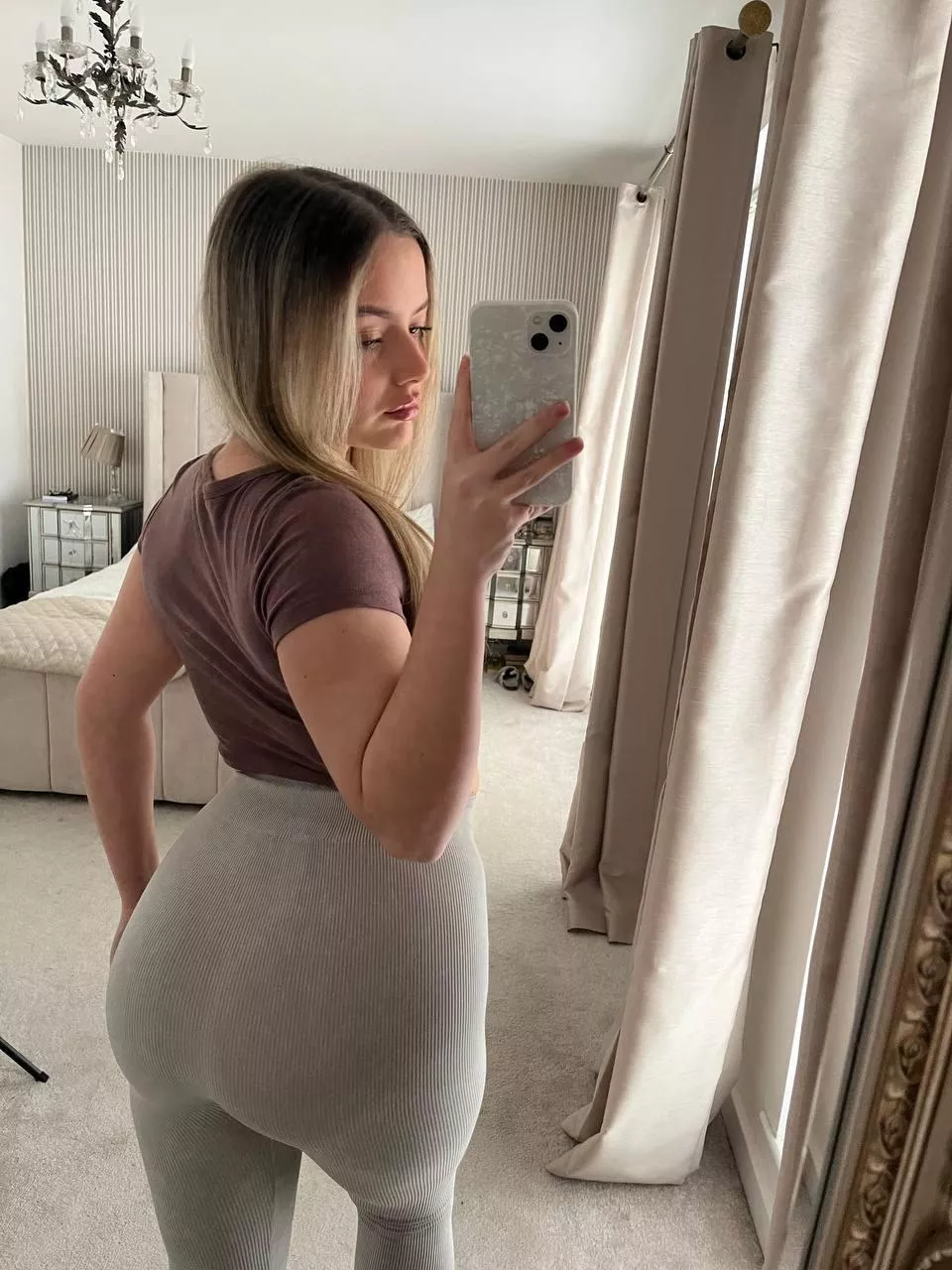 Quick selfie before a gym sesh...