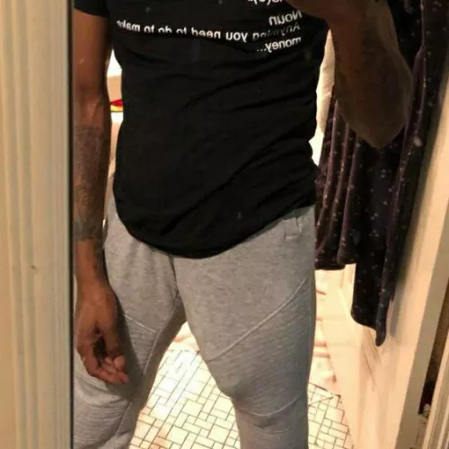 Should I go out wearing these sweatpants?