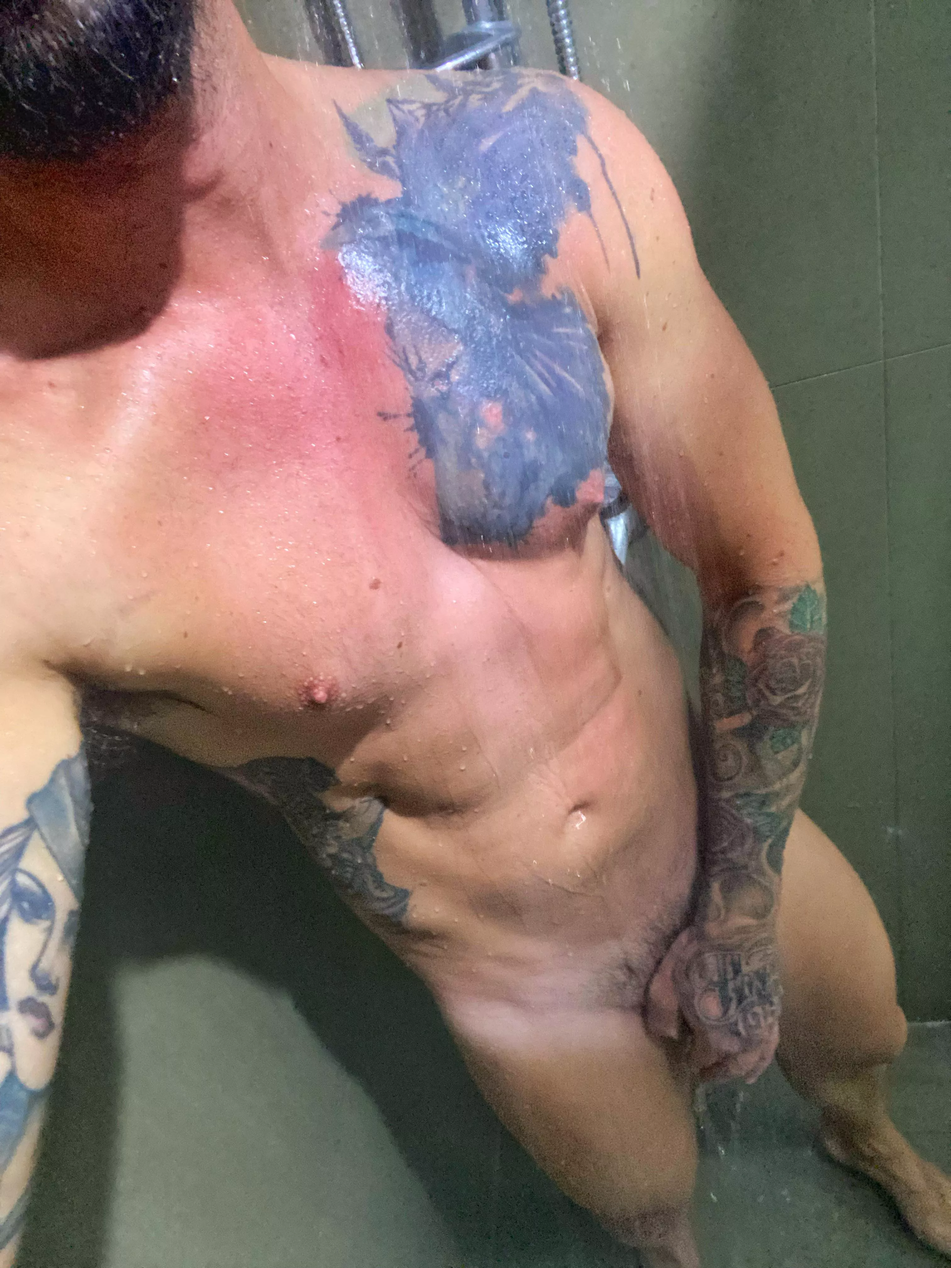 Who wants to join me? 💦