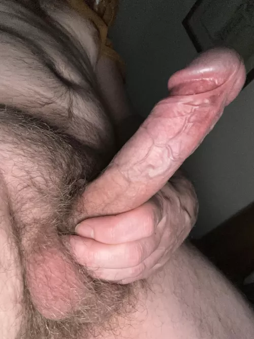 Who’s gonna help milk my Scottish cock dry?