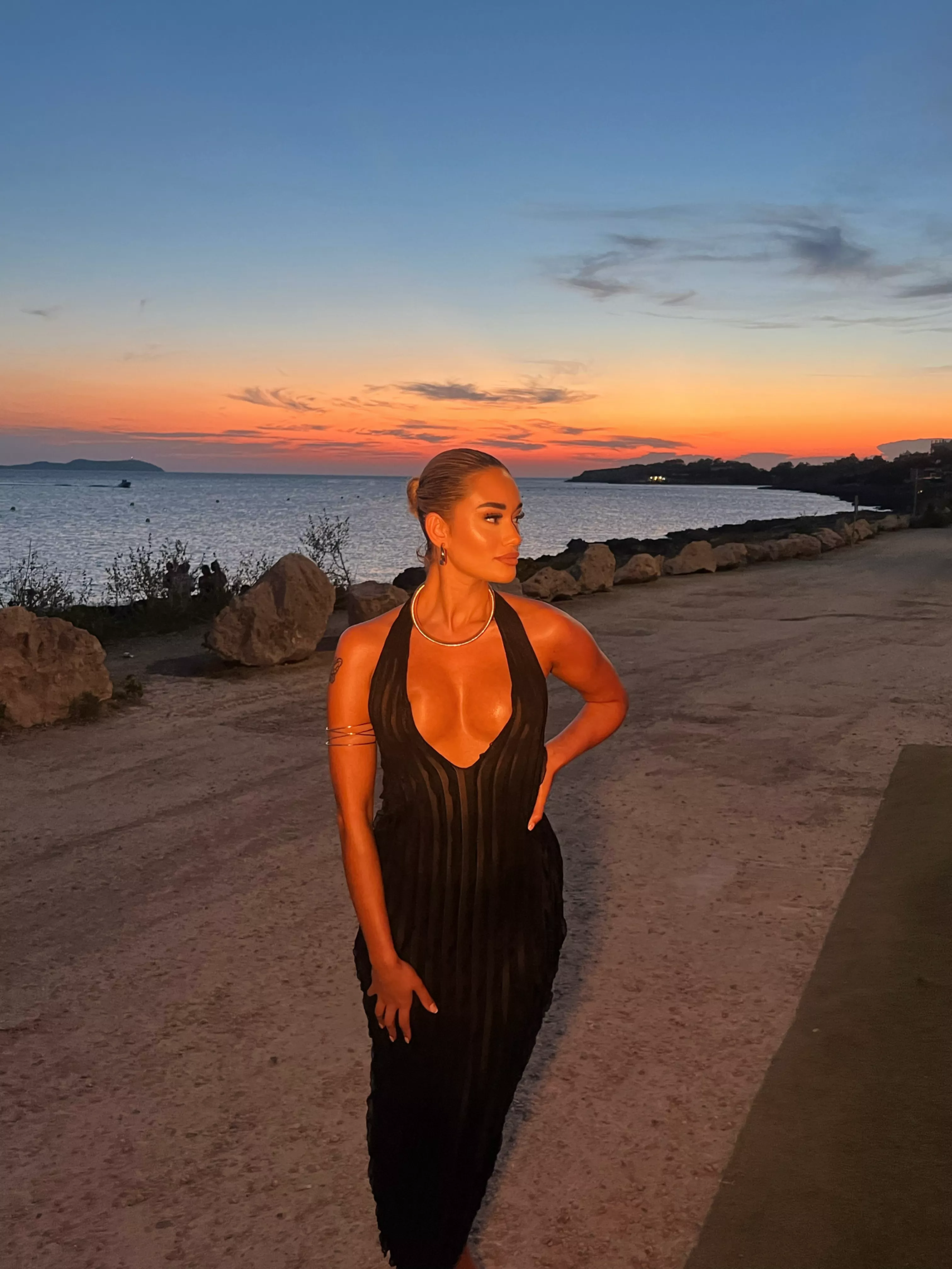 Would you ask me out if we met in public?