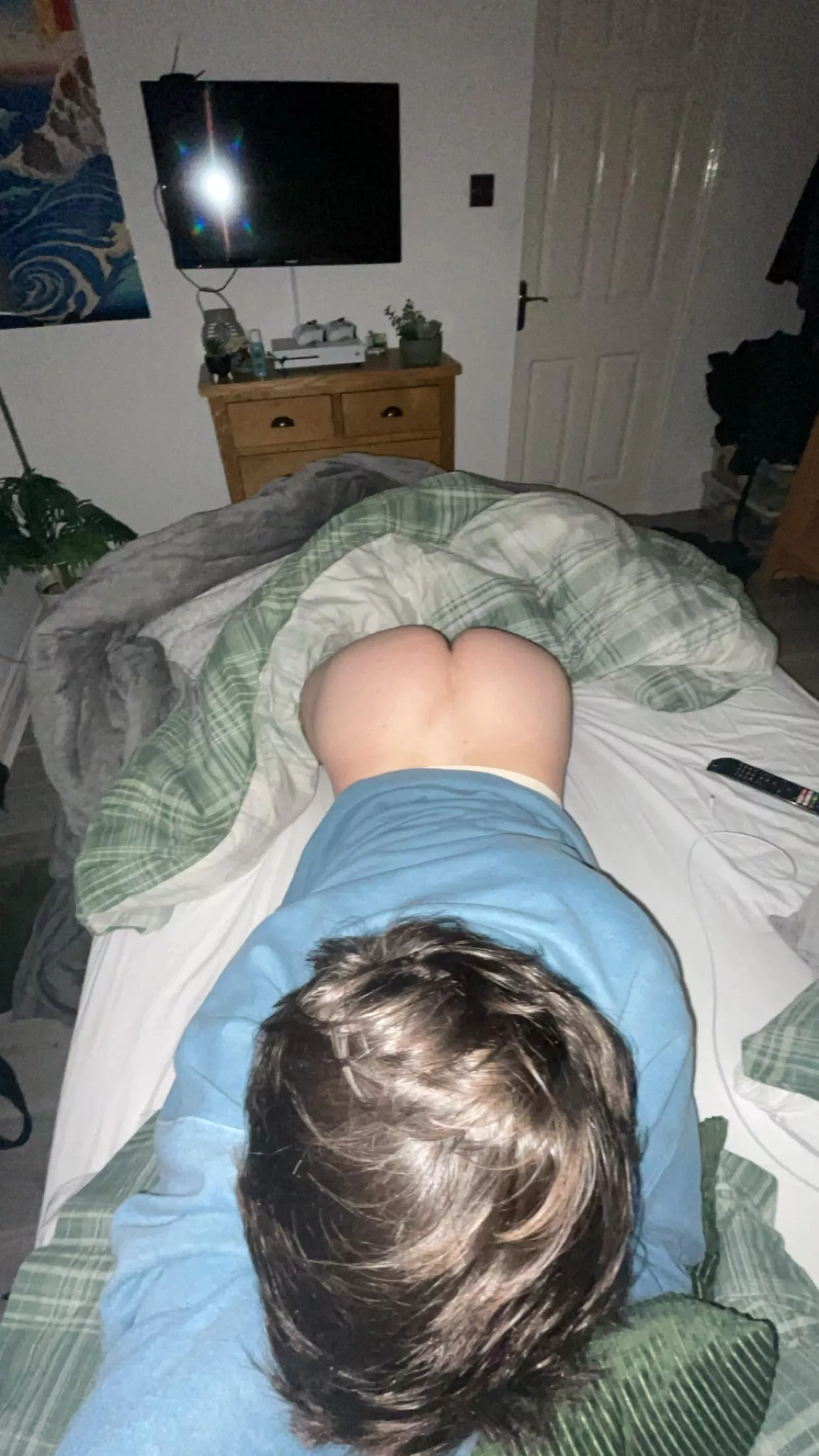 18 twink bttm :) add ja_cklew