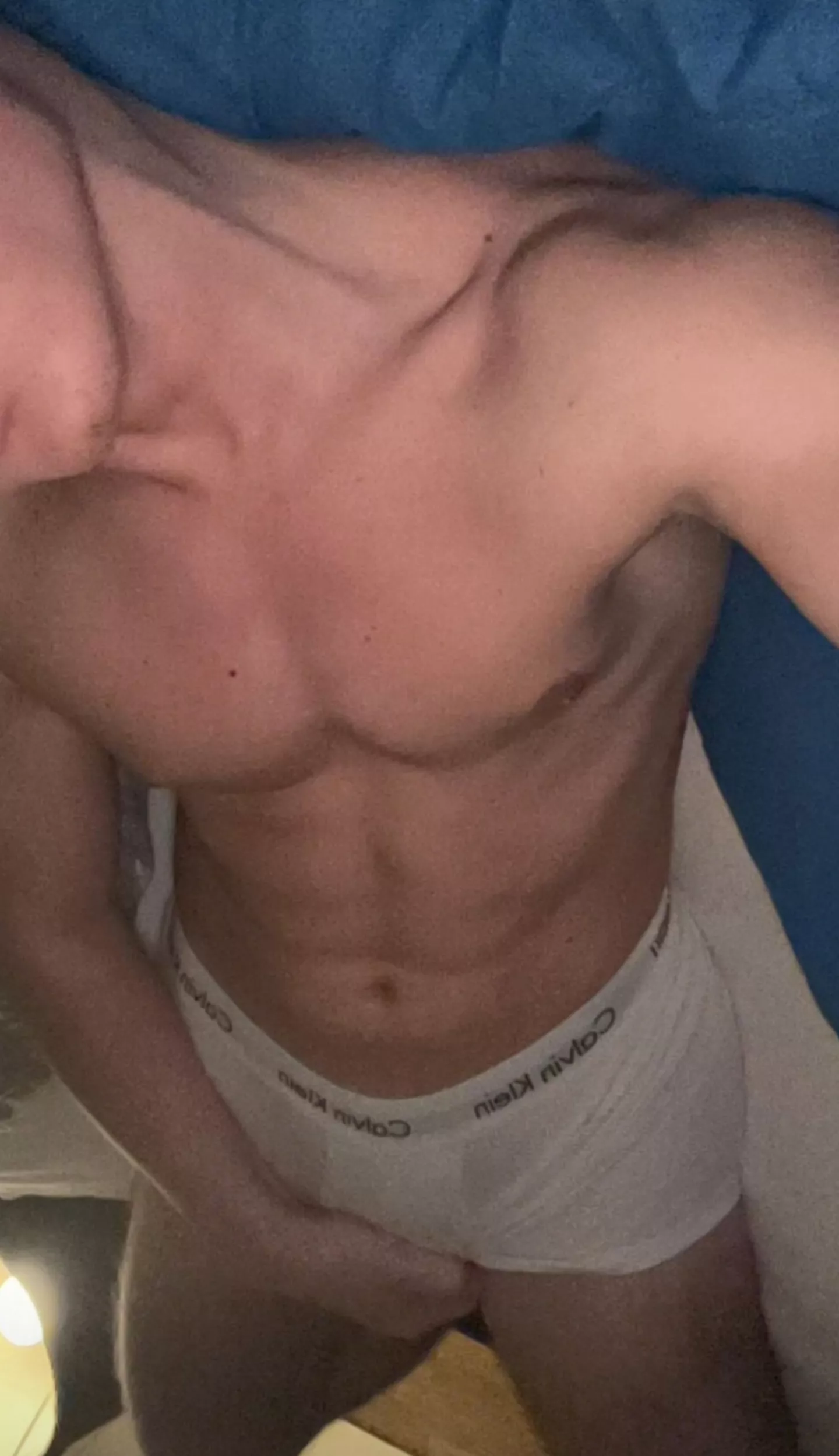 24 hmu if you want my snap