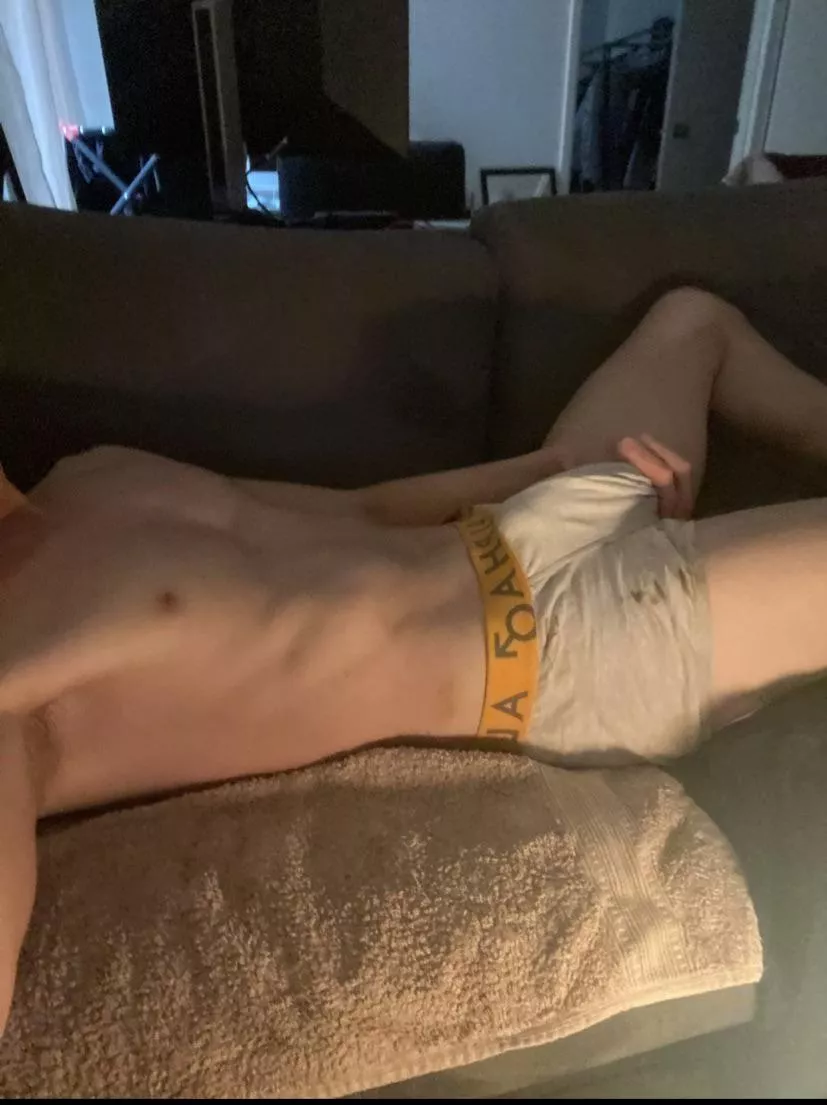 25 aus. Hmu @dash2022630