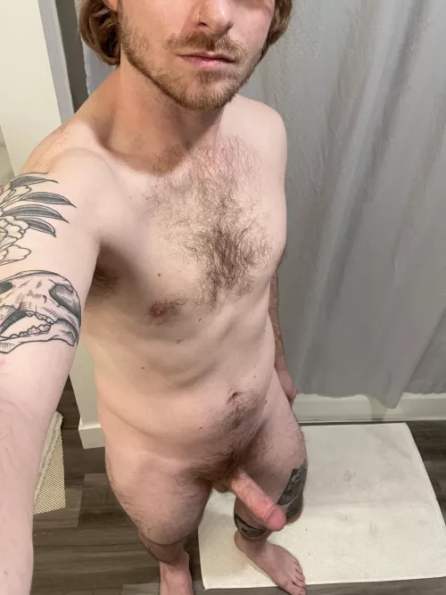 A simple selfie nude