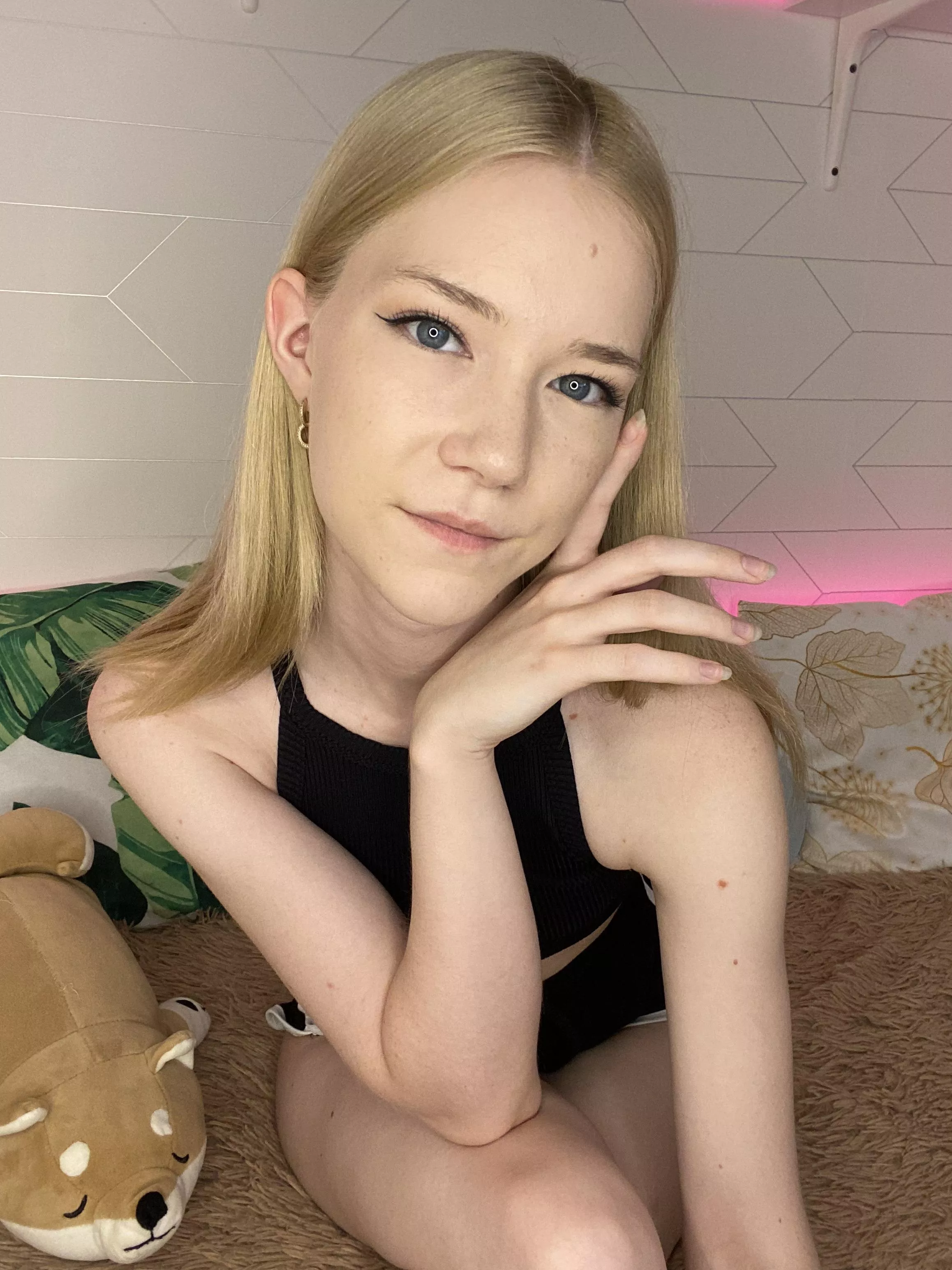 All I want today is a long romantic kiss