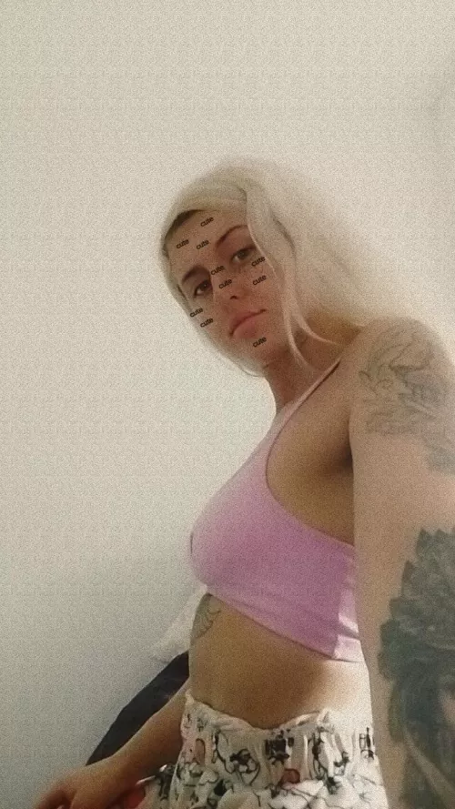 Dm for the last spot 😋