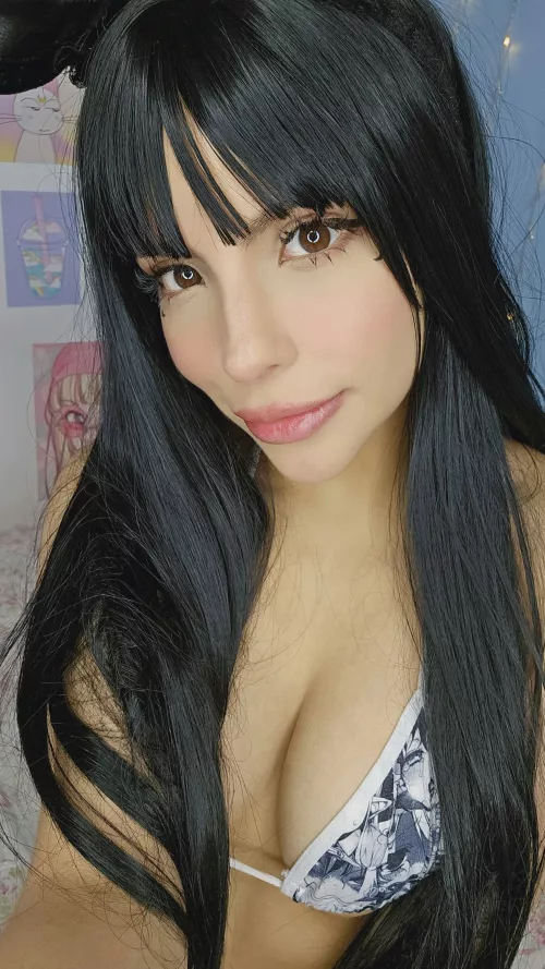 do u think your cock would fit?