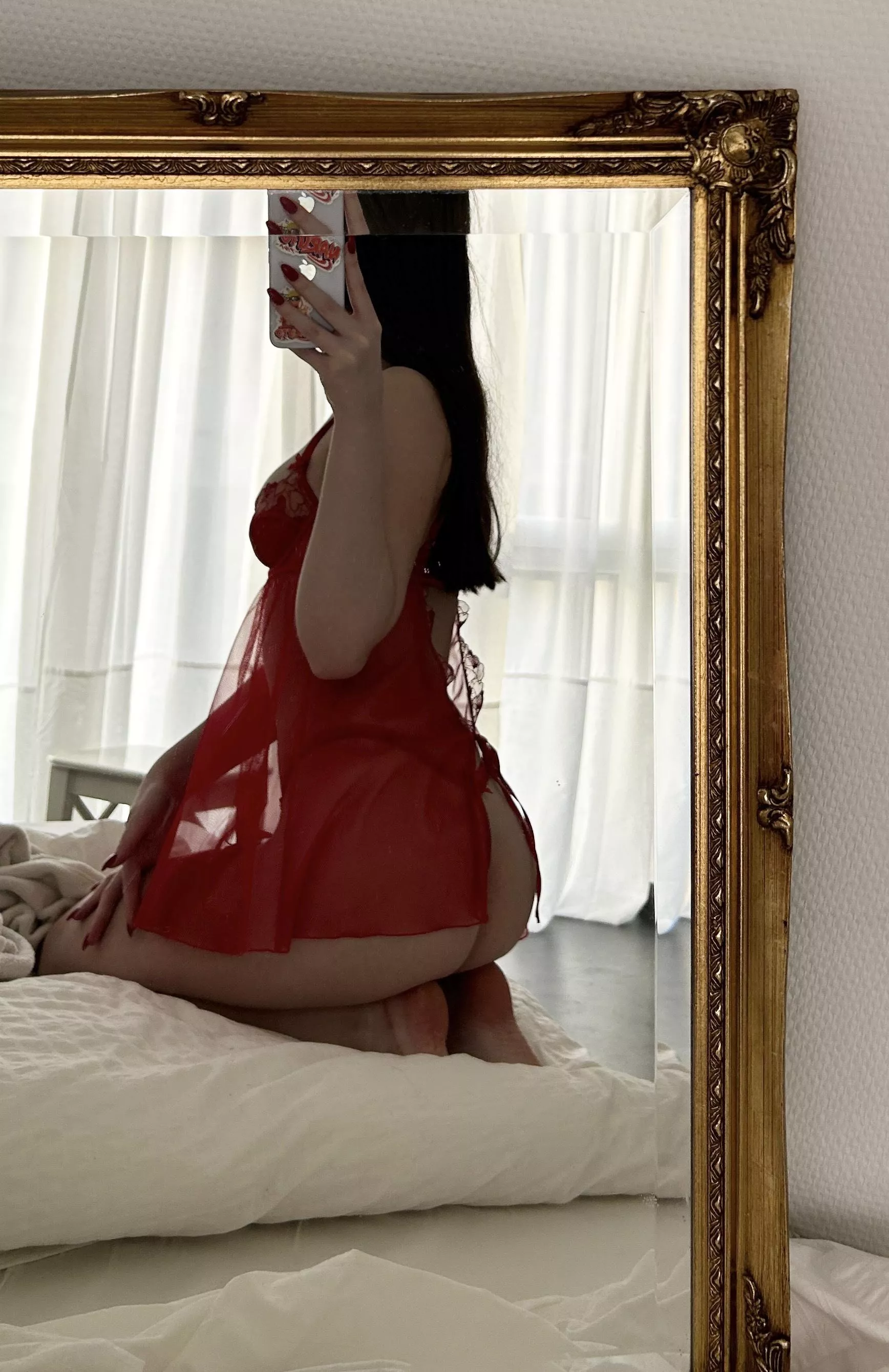 do you like my ass in red ?