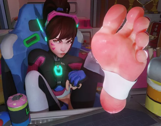 D.va giving you a snack (syclops) [Overwatch]