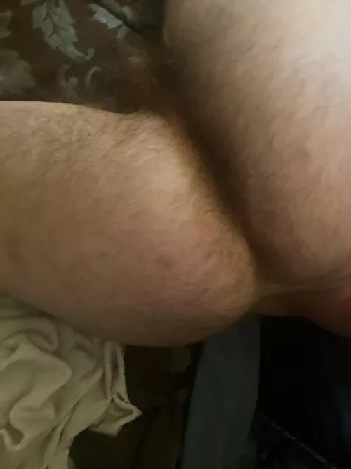 Here phat and hairy