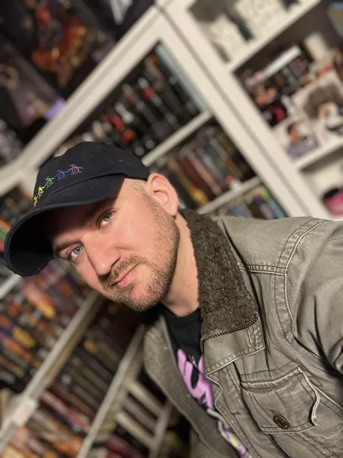 Heya š any Saturday night plans?