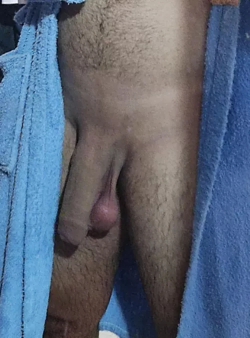 How often do you see a 7.2 inch thick soft cock? 🍆