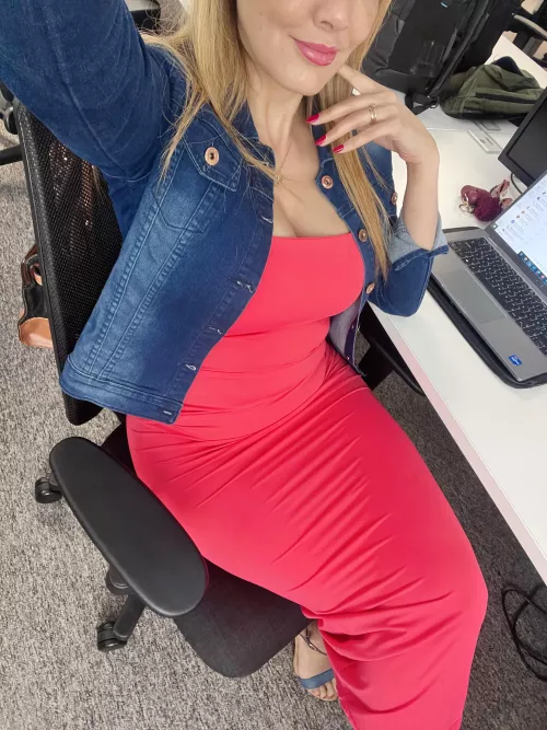 I love wearing tight dresses to work