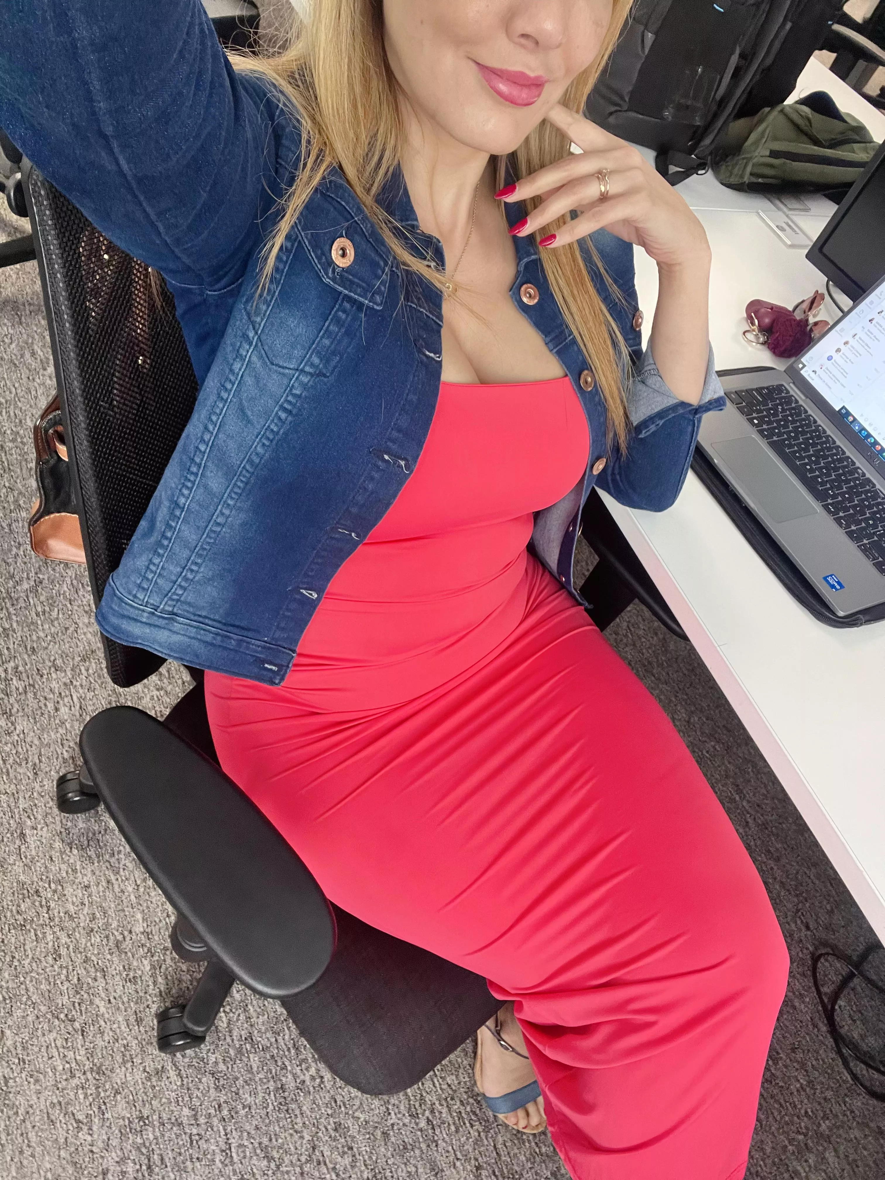 I love wearing tight dresses to work
