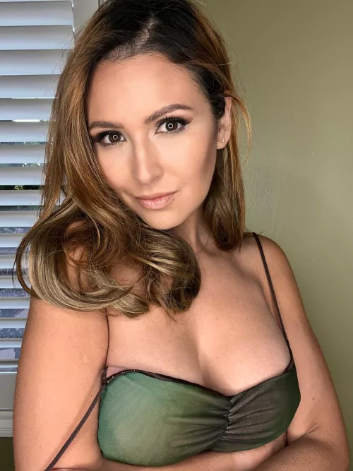 I think the green suits me