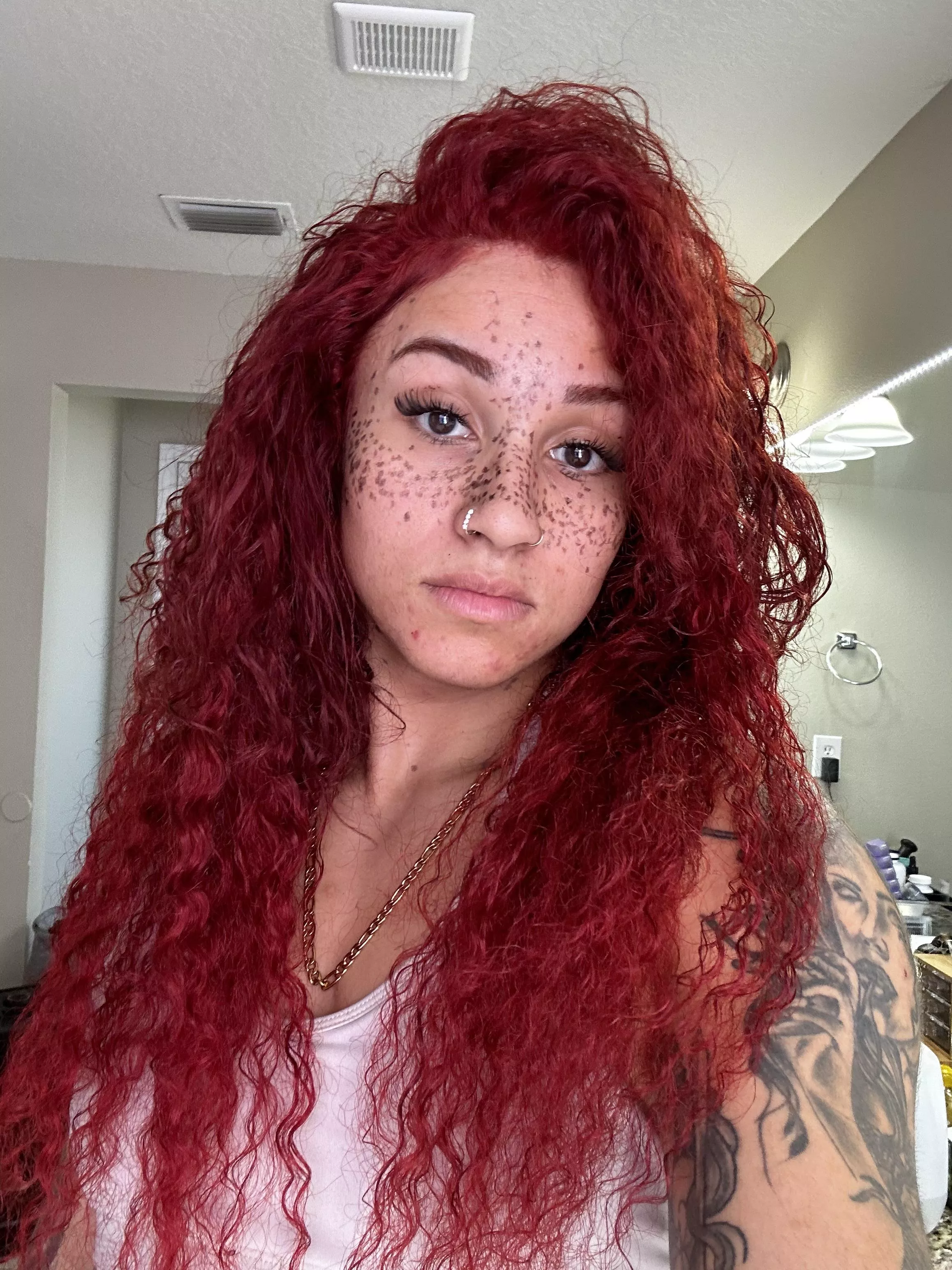 [IRTR] Waiting for that white paint you're going to blow just to hide these freckles