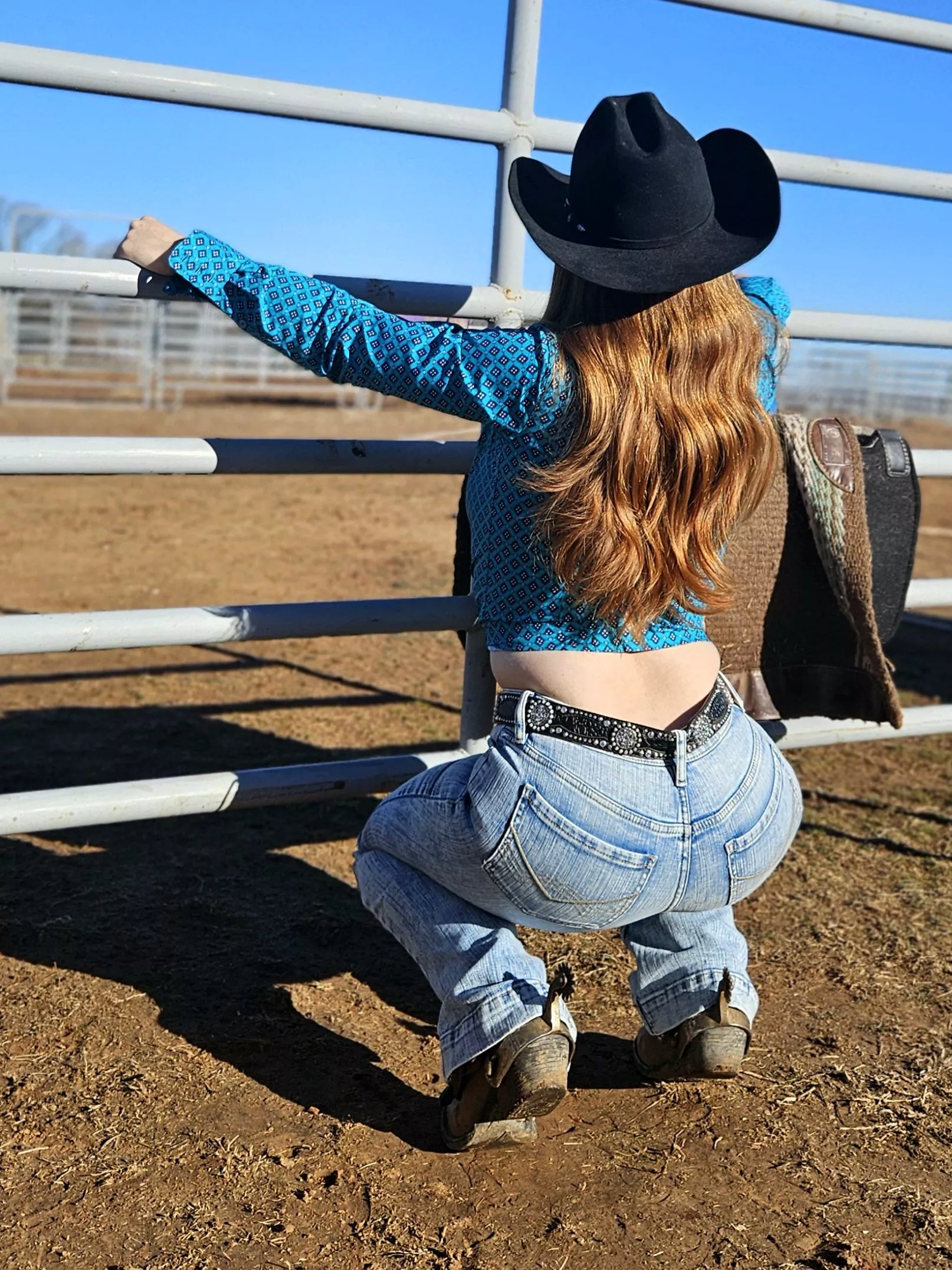 Jeans that are squat proof are essential 👌