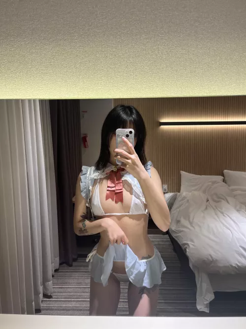 My college classmates don't know how much of a slut I am