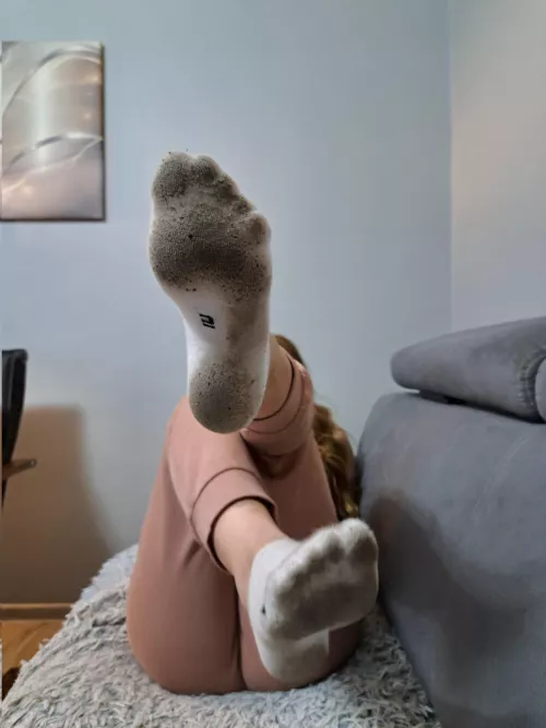 Omg my socks are so dirty [f]