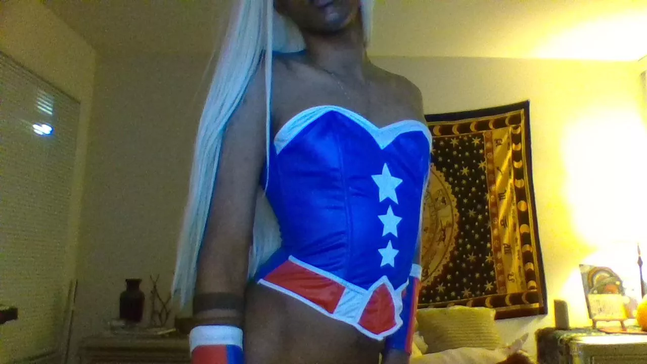 picture me being wonder women for you 🫣👅