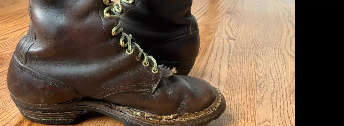 Previous owner tried to glue the sole back on. Could a decent cobbler salvage these?