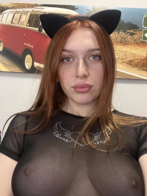 Say hi if you would suck on my titties