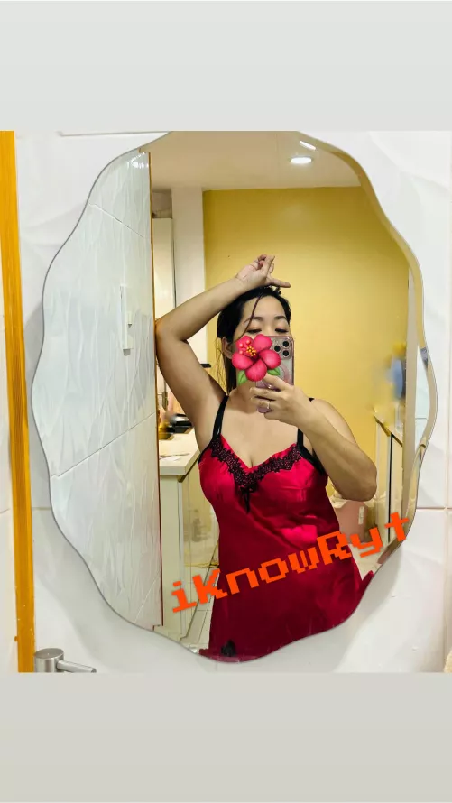 Sel(f)ie muna bago matulog 😴 Goodnight reddit 🥱