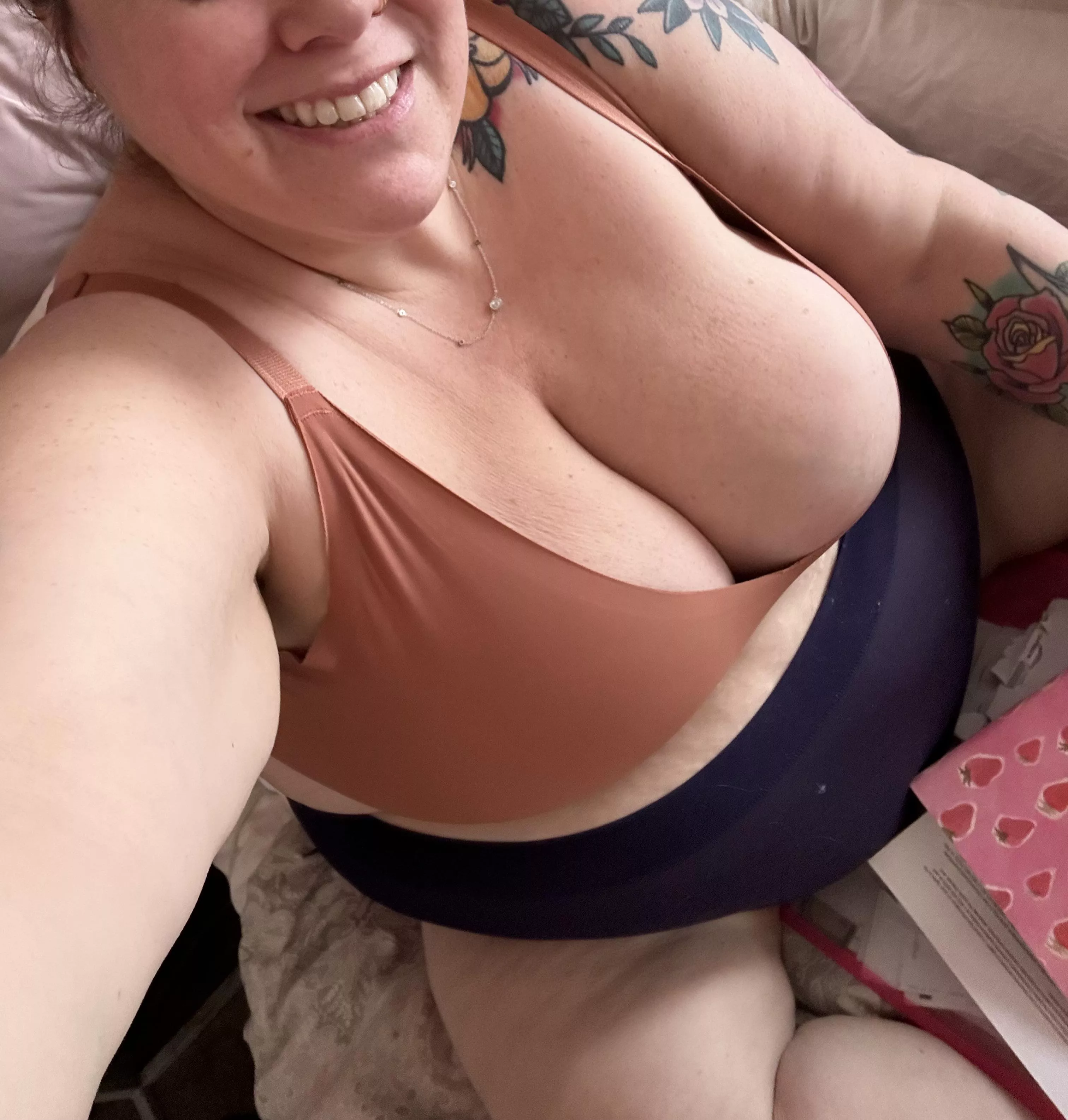 Sundays are for being lazy with you:) 🧁