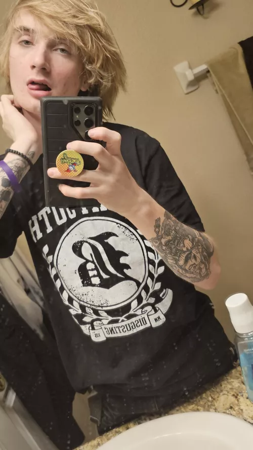 thank you guys for boosting my self esteem, ill try to keep posting more