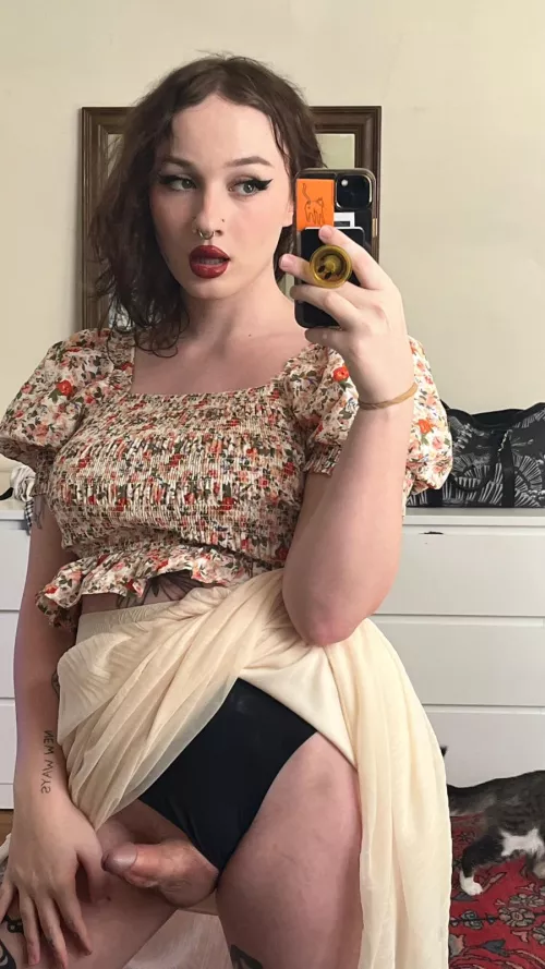 This is my favorite nude photo of myself; I think I look cute here.🥰