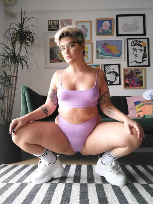 This is the last thing you see before sit on your cock