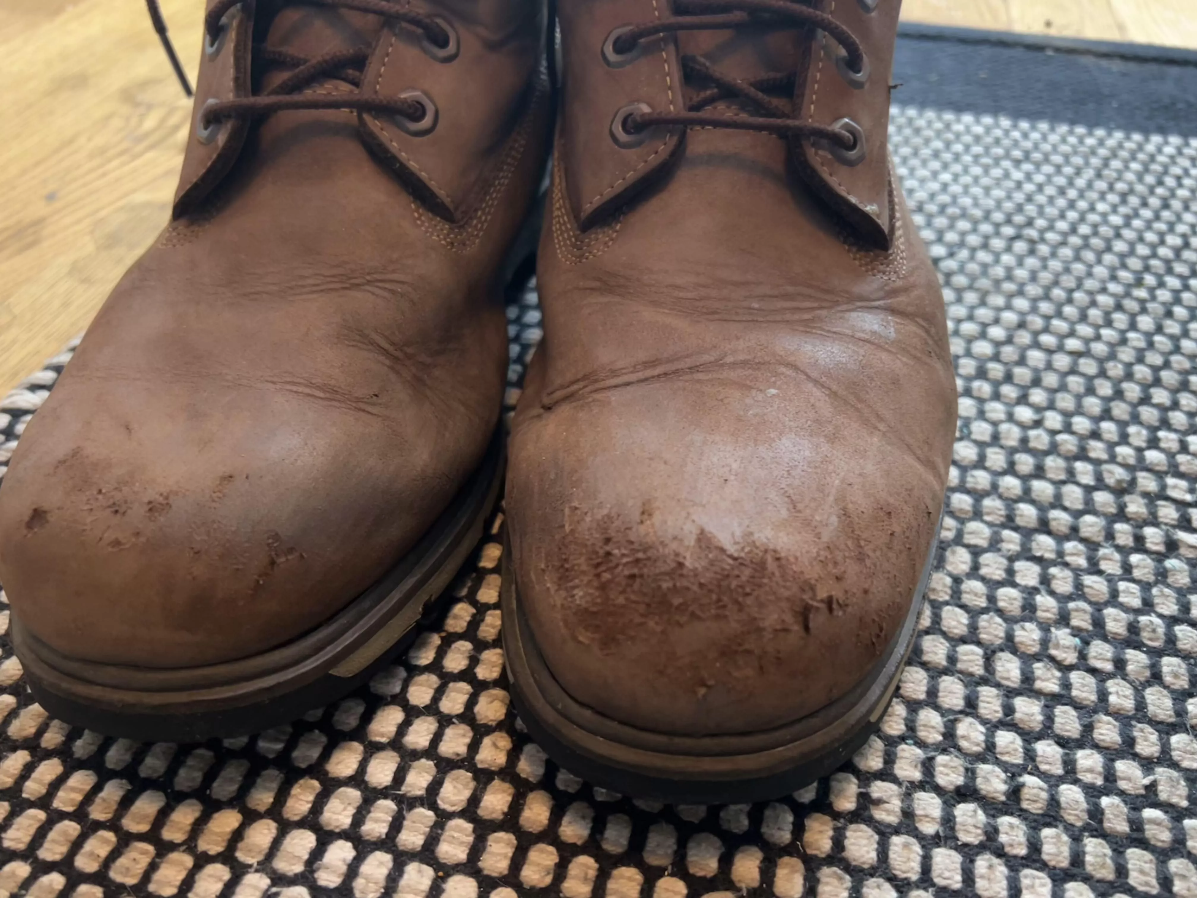 Timberland boots - Peeling/flaking damage