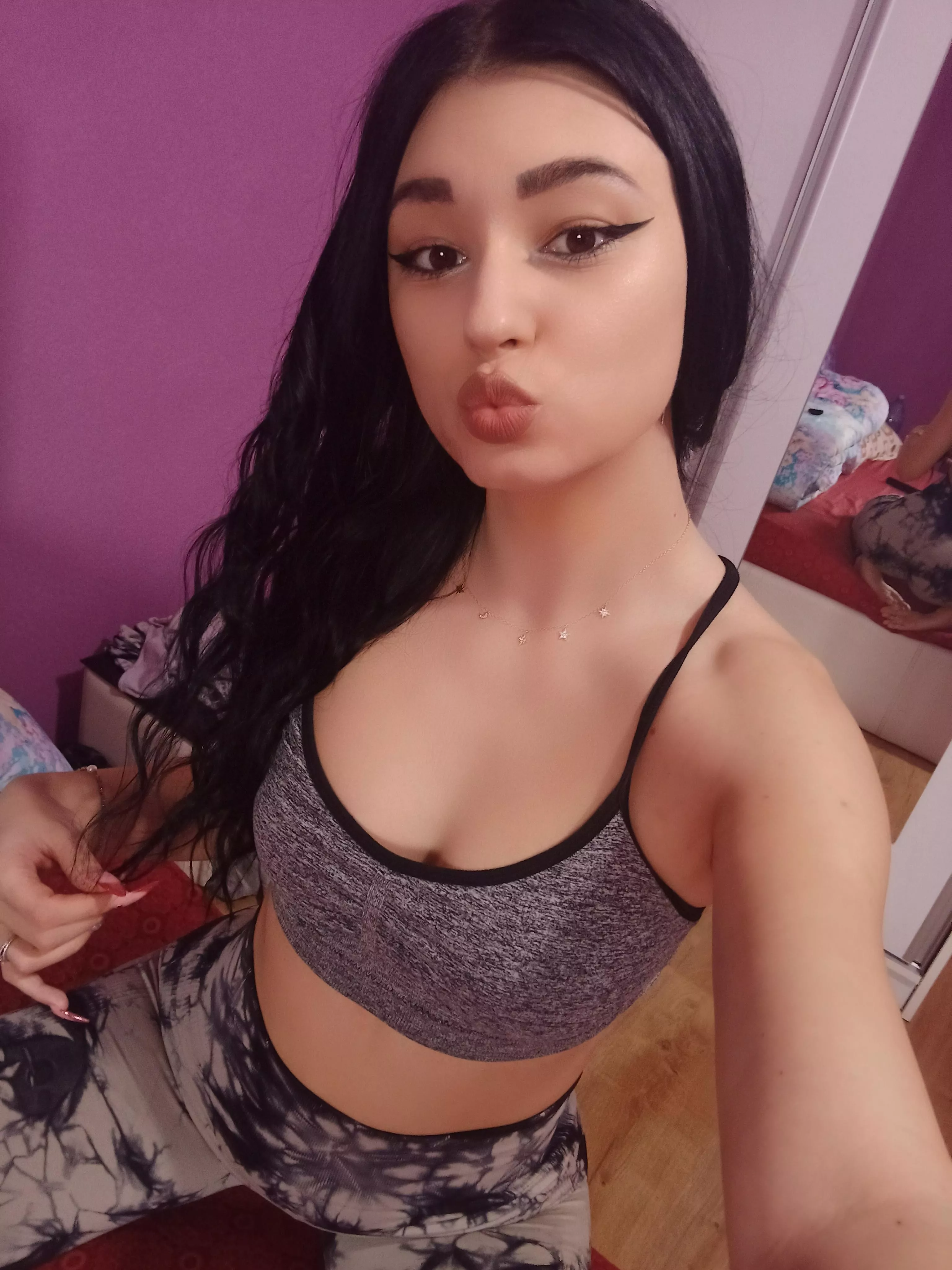 today is house day cleaning I'm already all sweaty