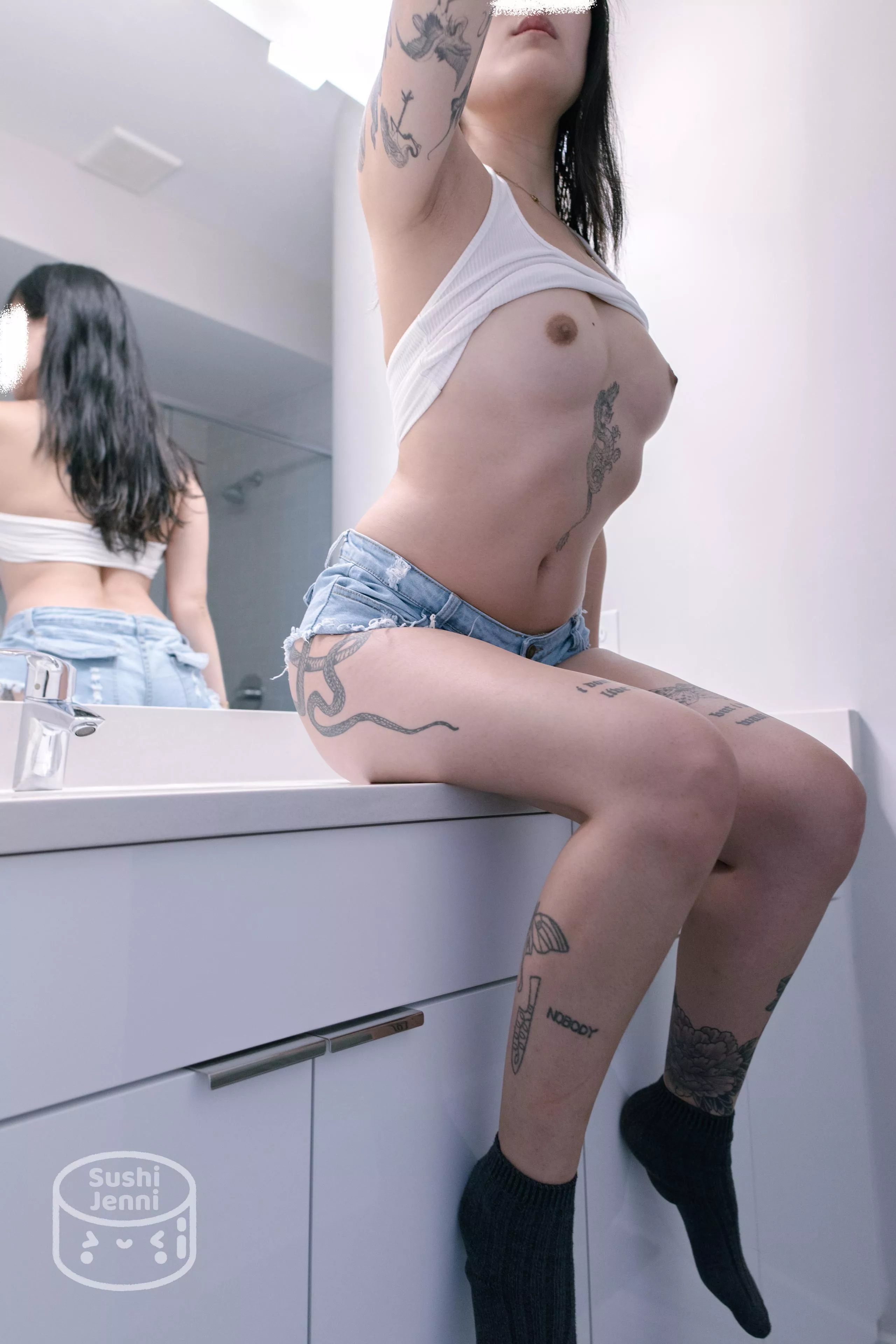 Trying to capture the perfect nudie for you