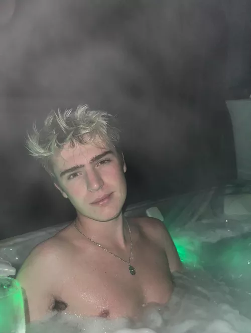 Who doesn’t love a hot tub