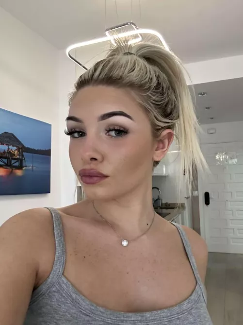 Would you take me on a date?