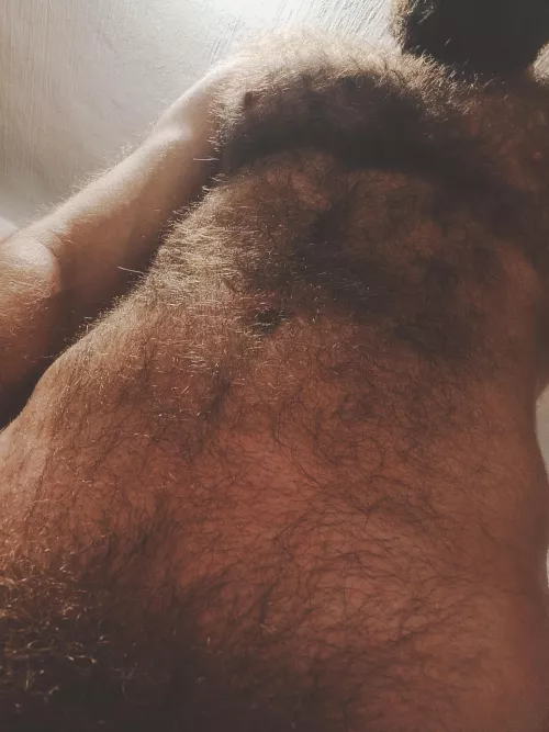 [30] A bit of hair here and there