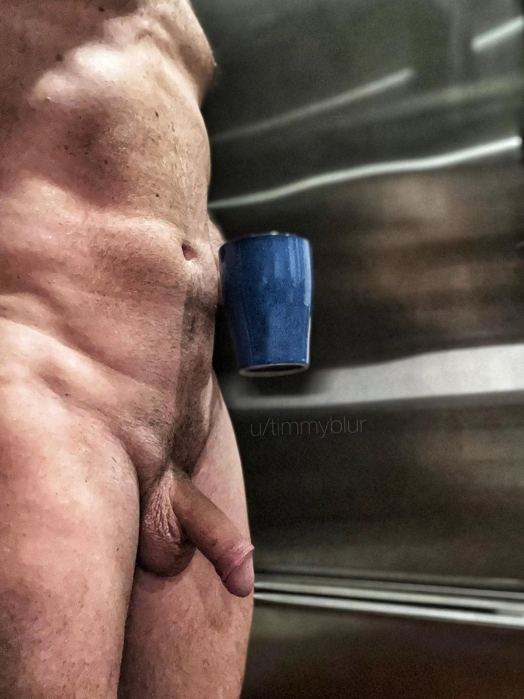 Another day, another naked coffee. Monday again, huh?