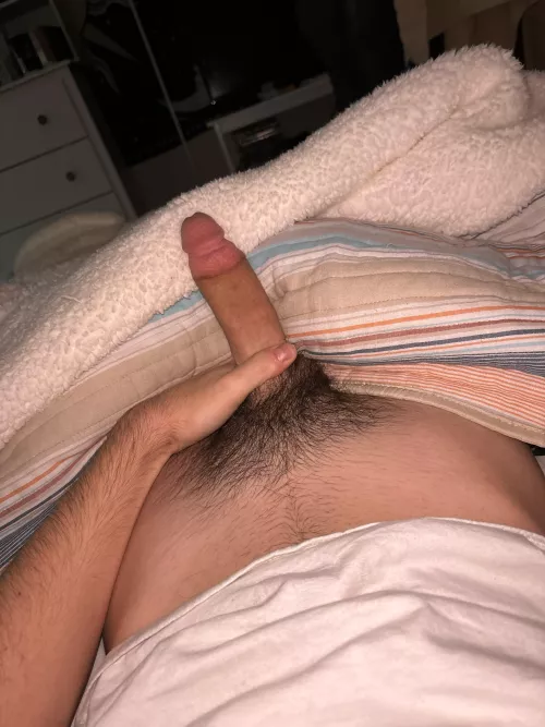 Any white bros with dogs on? Hmu 18 yo