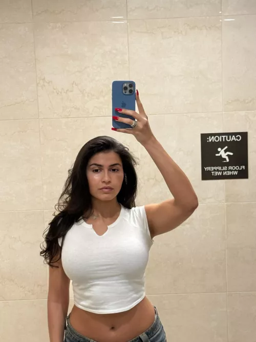 Busty Arab pretty good combo