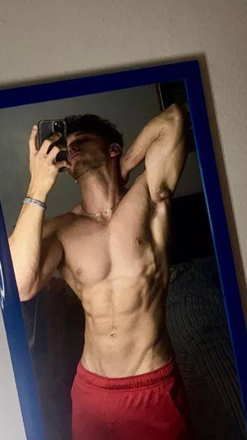 Cant find bttms to do content with;)