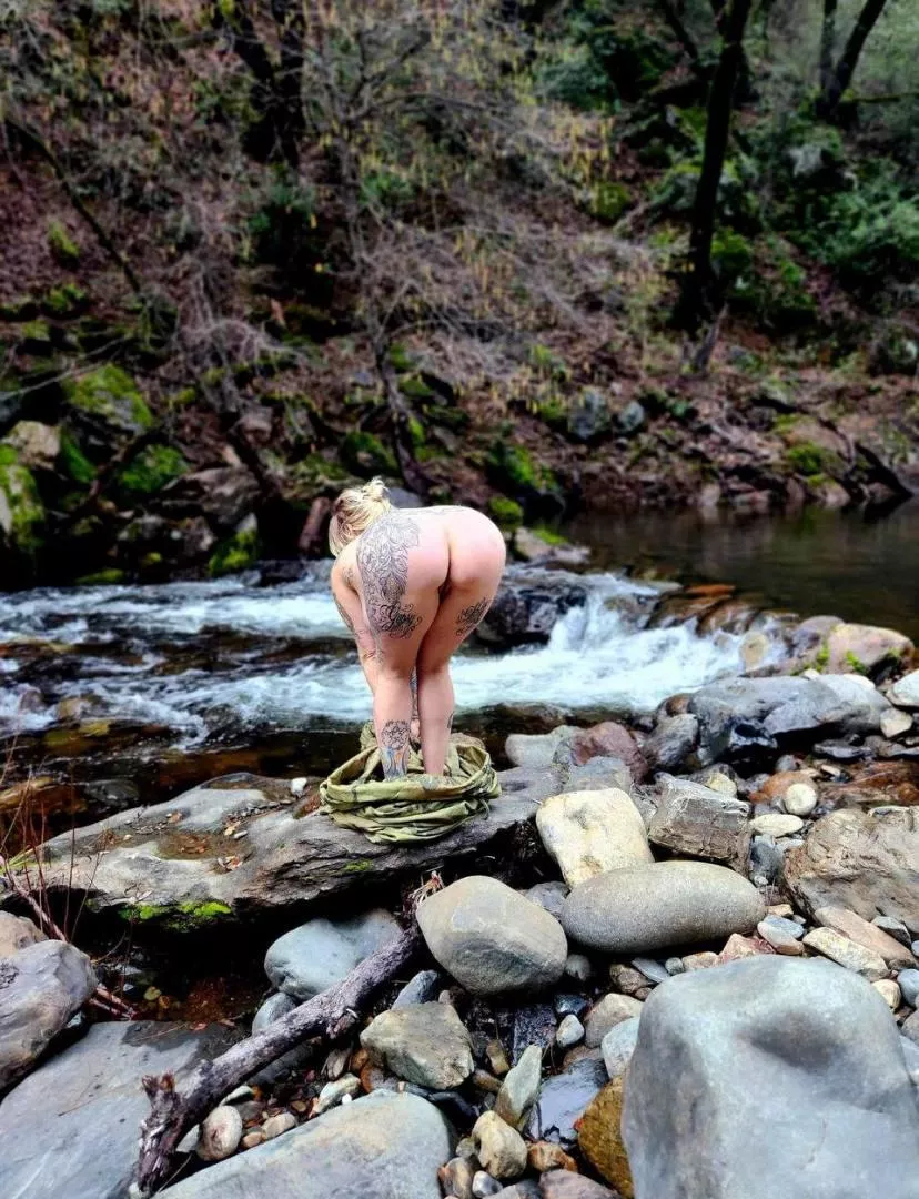 choose any hole and cum in it