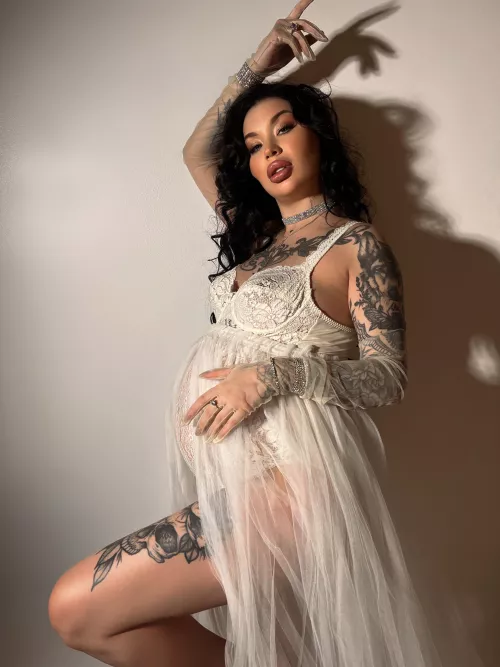 Do you like my pregnant body