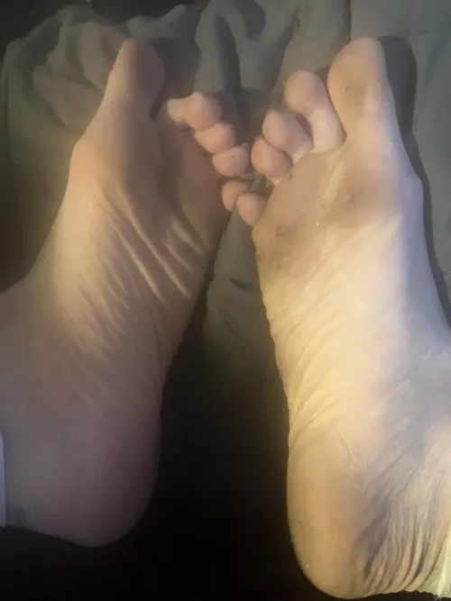 Does anyone like dirty sissy soles?