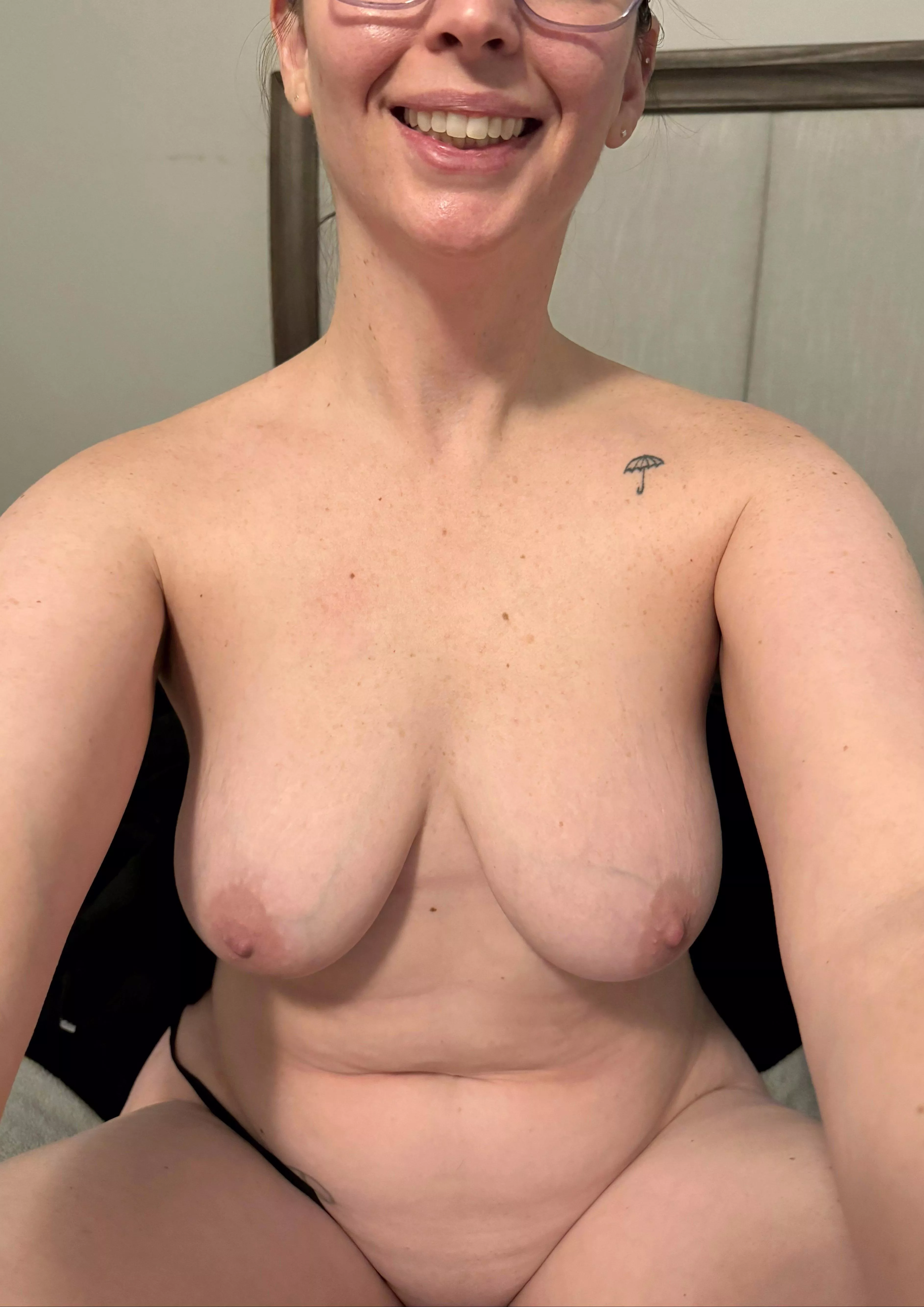 Good night, milf lovers